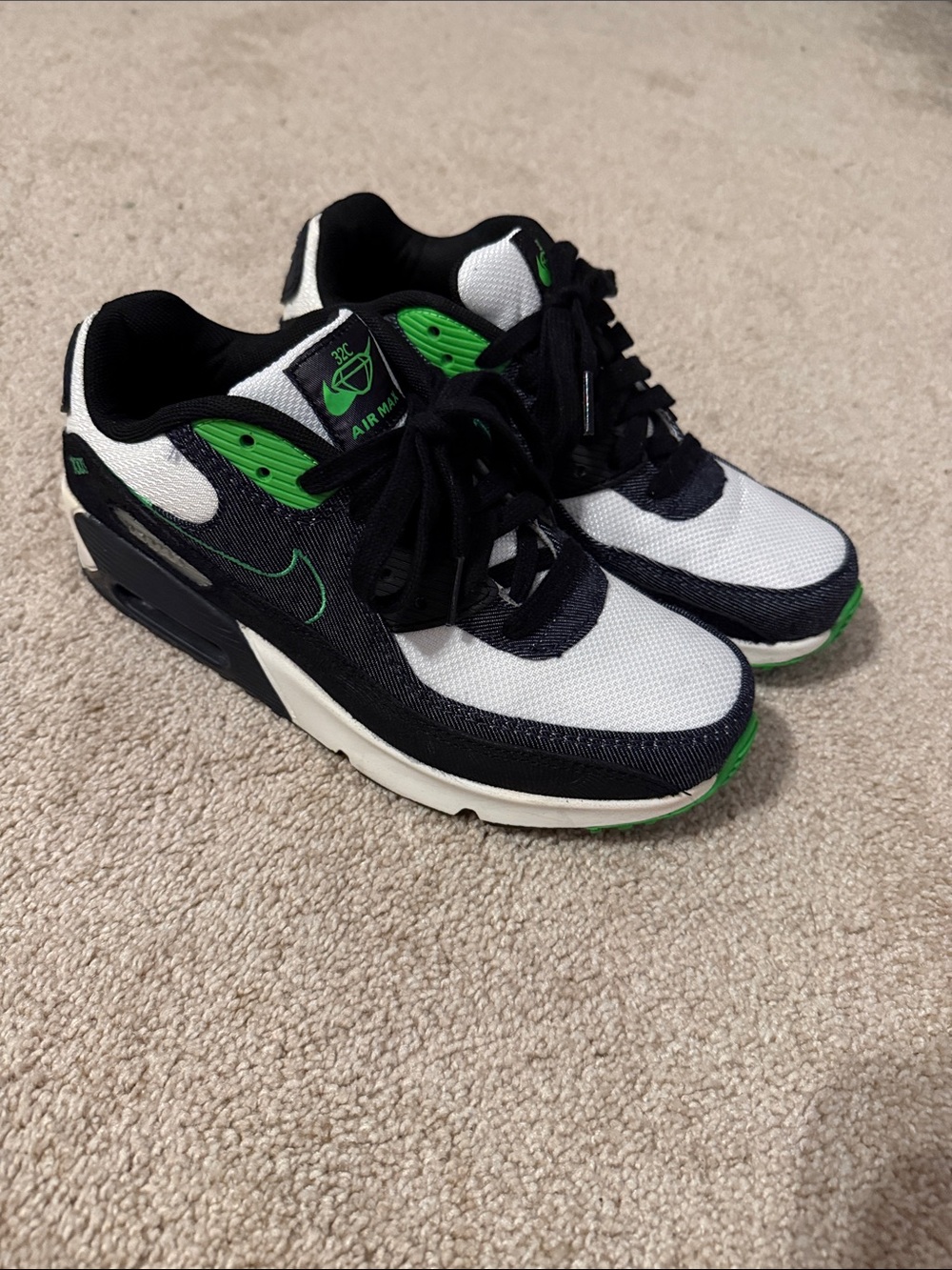 Nike Air Max Women’s Athletic Sneakers — Black, White & Green